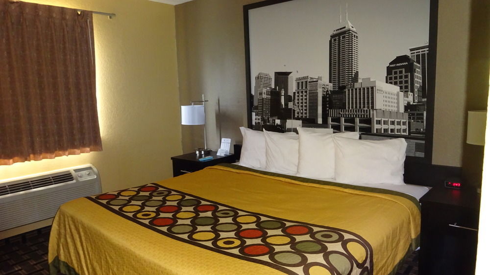 Super 8 By Wyndham Terre Haute Esterno foto